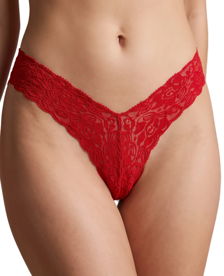 Çiçek Desenli Dantel String Külot Çiçek Desenli Dantel String Külot