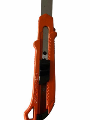 Master Profesyonel Metal Maket Bıçağı 18 mm Master Profesyonel Metal Maket Bıçağı 18 mm