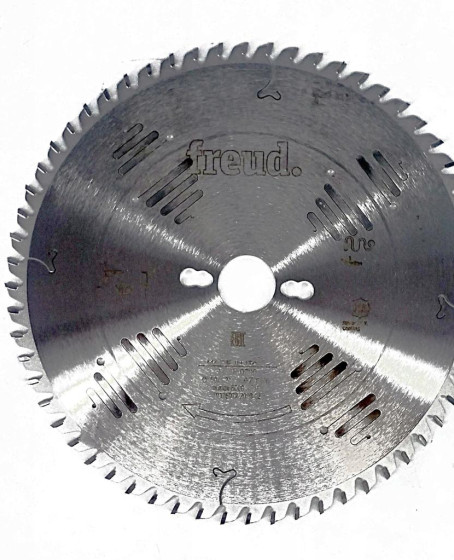 Freud LG2B 0700 250X30X3,2 mm Ahşap Testere 60 Diş Freud LG2B 0700 250X30X3,2 mm Ahşap Testere 60 Diş