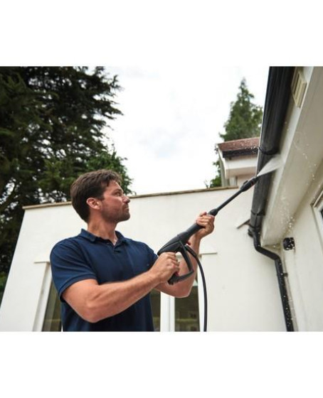 Bosch Universal Aquatak 125 Yıkama Makinası 125 Bar Bosch Universal Aquatak 125 Yıkama Makinası 125 Bar