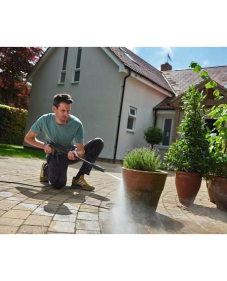 Bosch Universal Aquatak 125 Yıkama Makinası 125 Bar Bosch Universal Aquatak 125 Yıkama Makinası 125 Bar