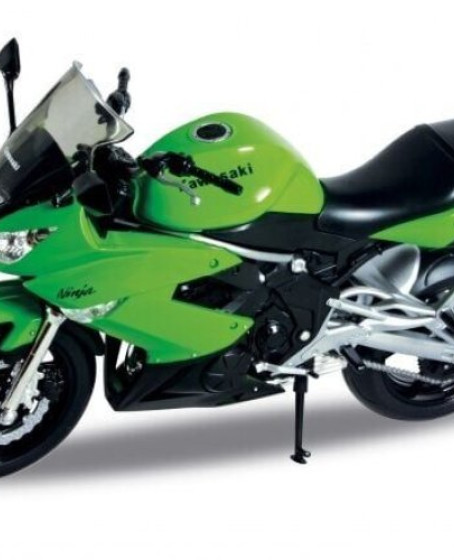 62803 WELLY 1 10 MOTORCYLE KAWASAKI2009 62803 WELLY 1 10 MOTORCYLE KAWASAKI2009