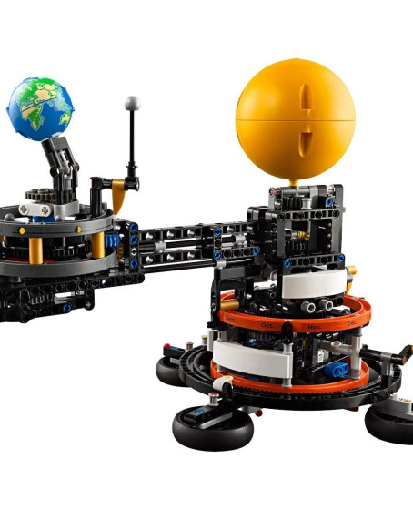42179 Lego Technic Dünya ve Ay Yörüngesi 526 parça +10 yaş