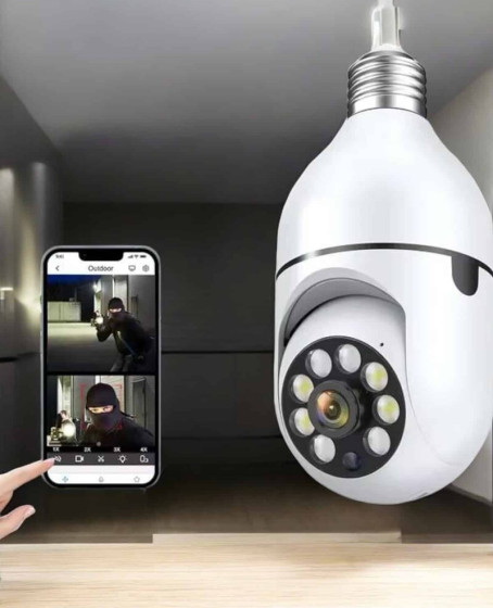 Wifi Kamera Duylu Ampul Görünümlü 360 Derece Dönebilen Ev Kamerası Wifi Kamera Duylu Ampul Görünümlü 360 Derece Dönebilen Ev Kamerası