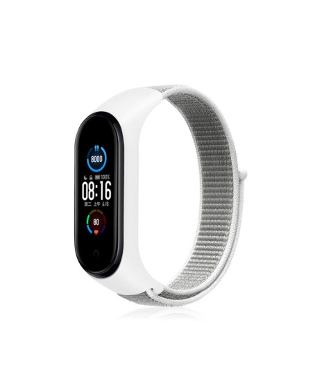 Xiaomi Mi Band 4 Hasırlı Cırtcırtlı Kordon (saat Değildir) - Beyaz Xiaomi Mi Band 4 Hasırlı Cırtcırtlı Kordon (saat Değildir) - Beyaz