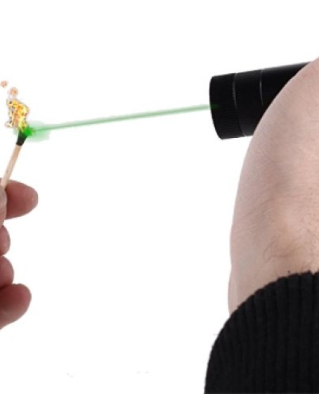Yeşil Şarjlı Lazer Pointer 2000mw (Yakıcı) Yeşil Şarjlı Lazer Pointer 2000mw (Yakıcı)