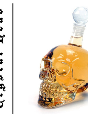 1000 ml Crystal Head Kuru Kafa İçecek Şişesi