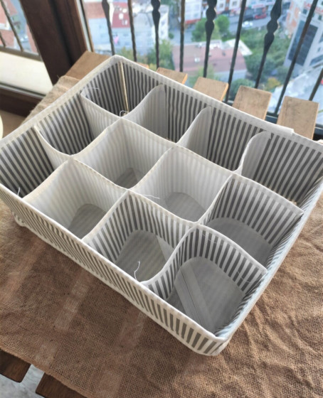 12 Bölmeli Pratik Bölmeli Çekmece Düzenleyici Organizer