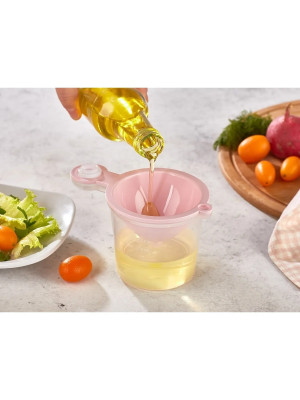 5 in 1 Süzgeç - Huni - Limon Sıkacağı - Yumurta Akı Ayırıcı Hazneli Mutfak Aparatı 5 in 1 Süzgeç - Huni - Limon Sıkacağı - Yumurta Akı Ayırıcı Hazneli Mutfak Aparatı