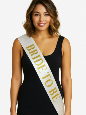 Beyaz Saten Üzerine Kalın Altın Yazılı Bride To Be Kuşağı 10 cm Genişlik Beyaz Saten Üzerine Kalın Altın Yazılı Bride To Be Kuşağı 10 cm Genişlik