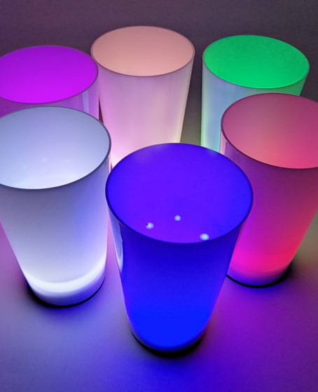 Glow Partisi Bardakları 6 Renk 6 Adet 1.5 oz 4.5 x 6.5 cm