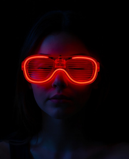Kırmızı Led Işıklı Parti Gözlüğü - Neon Glow Şerit Gözlük 3 Modlu Kırmızı Led Işıklı Parti Gözlüğü - Neon Glow Şerit Gözlük 3 Modlu