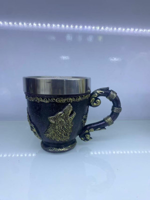 Kurt işlemeli Çelik Kupa Kod 6922 Kurt işlemeli Çelik Kupa Kod 6922
