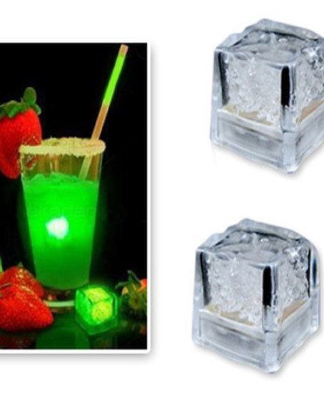Led Işıklı Buz Küpleri (3 Adet) Led Işıklı Buz Küpleri (3 Adet)