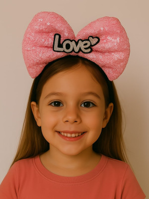 LED Işıklı Love Yazılı Fuşya Fiyonk Taç – Kız Çocuk Parti Tacı LED Işıklı Love Yazılı Fuşya Fiyonk Taç – Kız Çocuk Parti Tacı