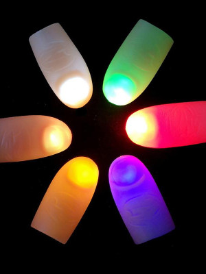 Led Işıklı Renkli Sihirli Parmak Işıklı Parmak Şaka Parmak 1 Adet