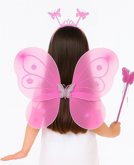 Pembe Kelebek Kız Seti – 50 cm Kelebek Kanadı, Taç ve Asa Pembe Kelebek Kız Seti – 50 cm Kelebek Kanadı, Taç ve Asa