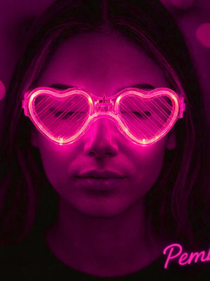 Pembe LED Işıklı Kalp Gözlük – 3 Modlu Parti & Glow Gözlüğü