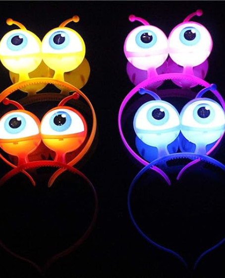 Rengarenk 3 Farklı Fonksiyonda Yanan Led Işıklı Uzaylı Göz Taç 1 Adet 18x12 cm