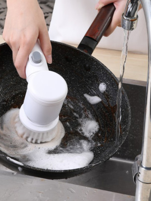 Magic Brush 5 in 1 Kablosuz Şarjlı Temizlik Fırçası | Çok Amaçlı Döner Başlıklı Elektrikli Banyo, Mutfak ve Fayans Temizleme Seti