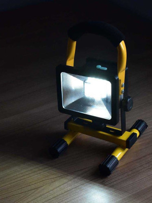 Şarjlı Spot Lamba Projektör Wt-329