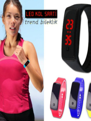 Siyah Ekranlı Led Kol Saati (Sarı)