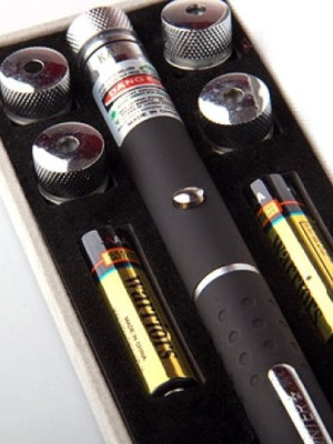 Yeşil Lazer Pointer 50 mW 15 Km Etkili (5 Başlıklı)