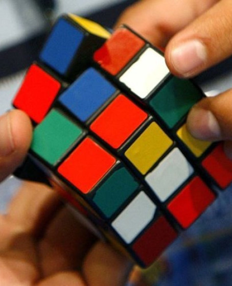 Zeka Küpü Sihirli Rubik Zeka Küpü Sihirli Rubik