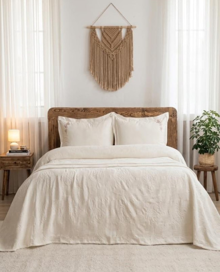 Şaheser Home Collection Yatak Örtüsü Çift Kişilik Anita Krem