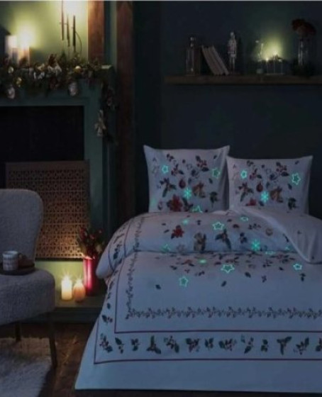 Glow Parlayan Çift Kişilik Nevresim Takımı Charm Kırmızı