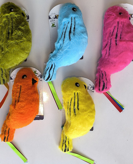 Catnipli Zilli Peluş Kuş Kedi Köpek Oyuncağı Çeşitli Renklerde 8 cm x 30 cm Catnipli Zilli Peluş Kuş Kedi Köpek Oyuncağı Çeşitli Renklerde 8 cm x 30 cm