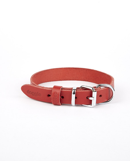 Deri El Yapımı Köpek Boyun Tasması 2x30-35 cm Kırmızı Deri El Yapımı Köpek Boyun Tasması 2x30-35 cm Kırmızı