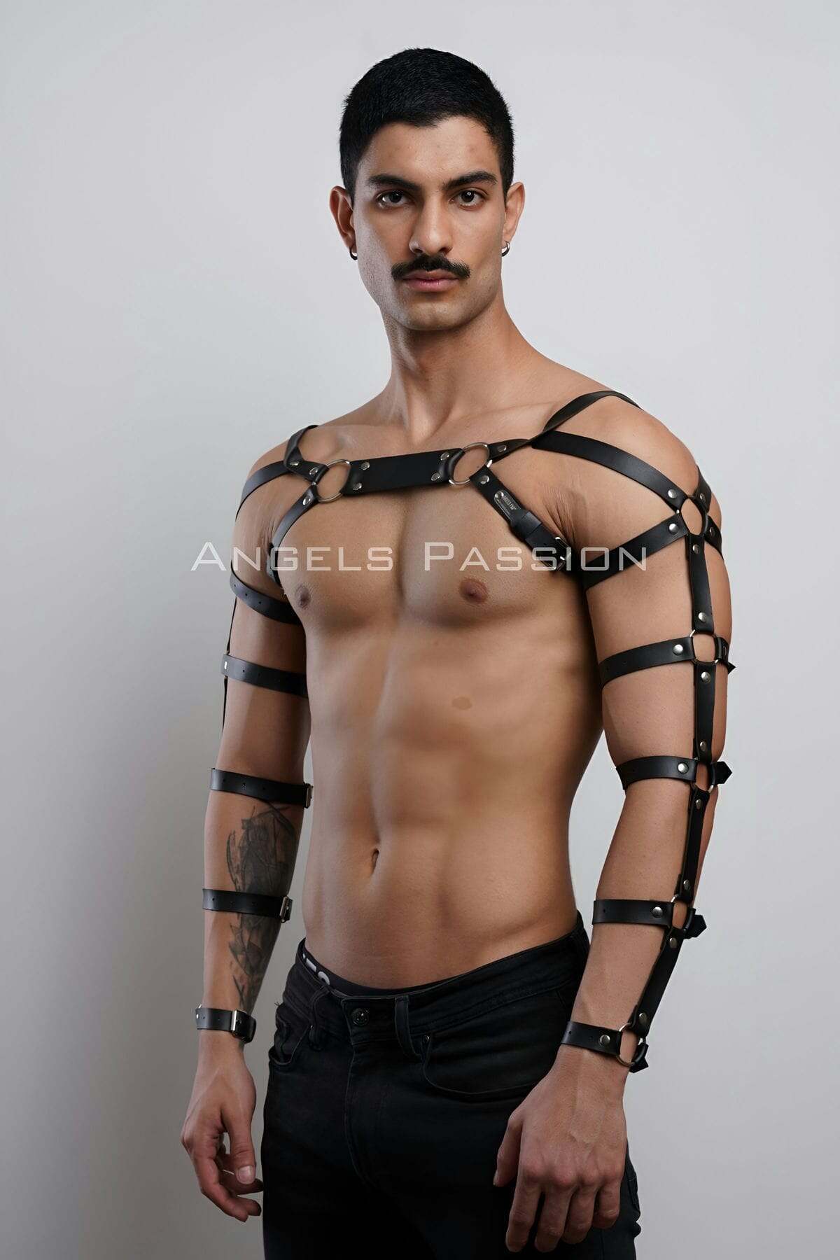 CLZ41 Erkek Deri Kol ve Göğüs Harness, Deri Fantazi Giyim - Ürün Rengi:Siyah