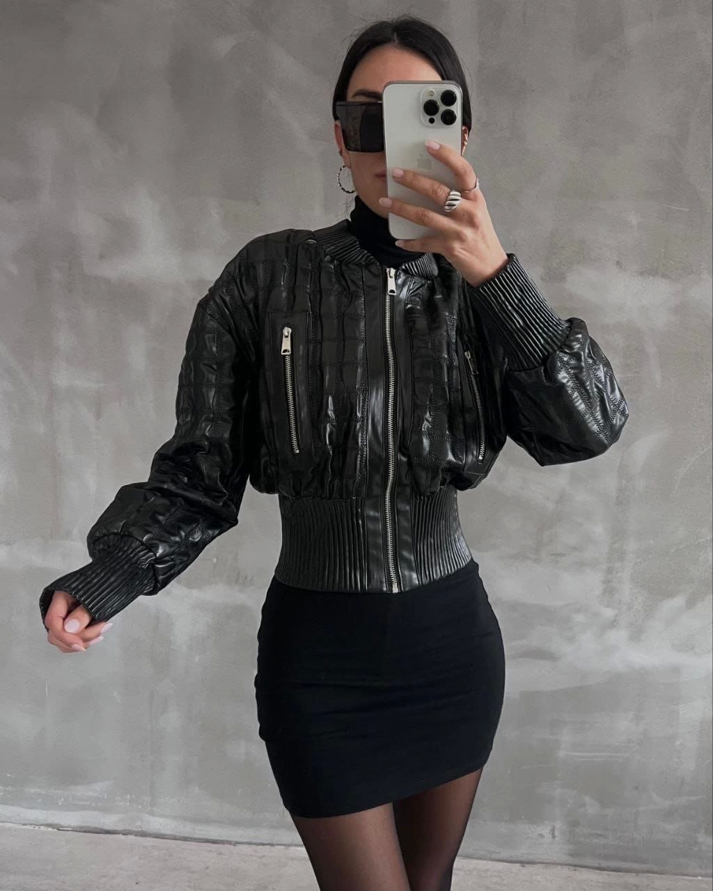 Beli büzgülü crop deri ceket siyah Beli büzgülü crop deri ceket siyah