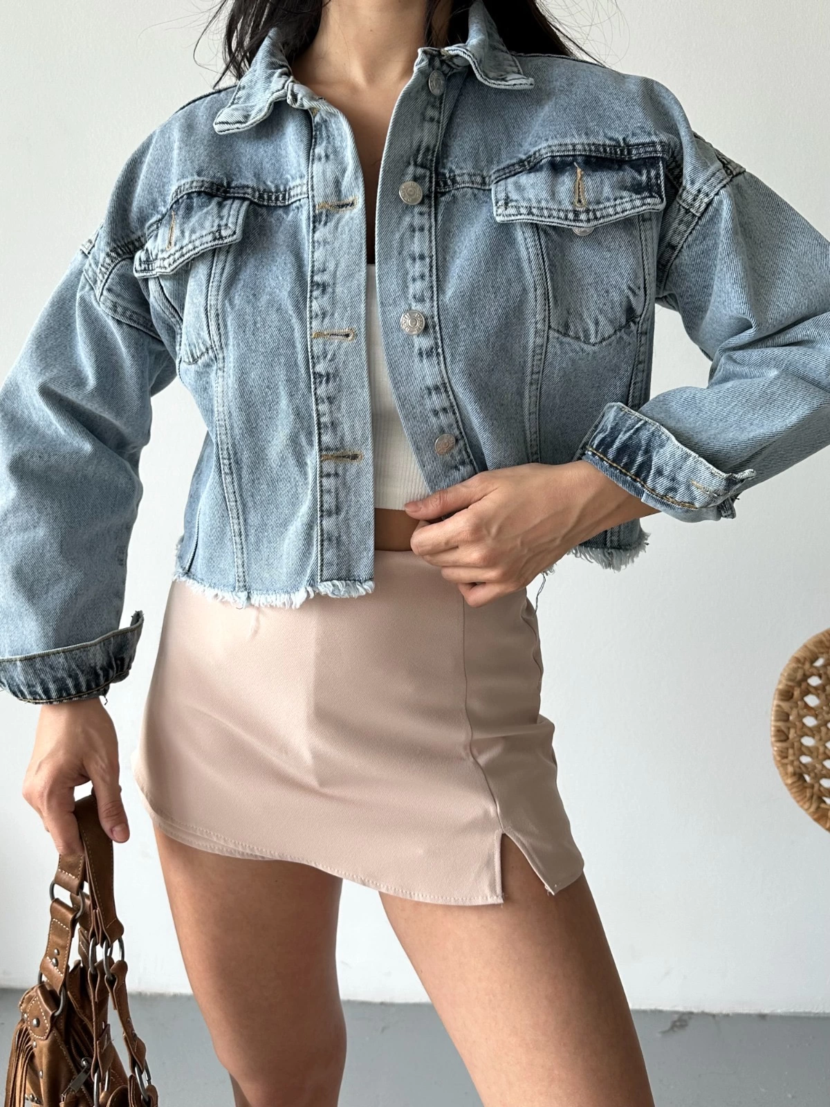 Çift kapaklı püsküllü crop buz mavi Çift kapaklı püsküllü crop buz mavi