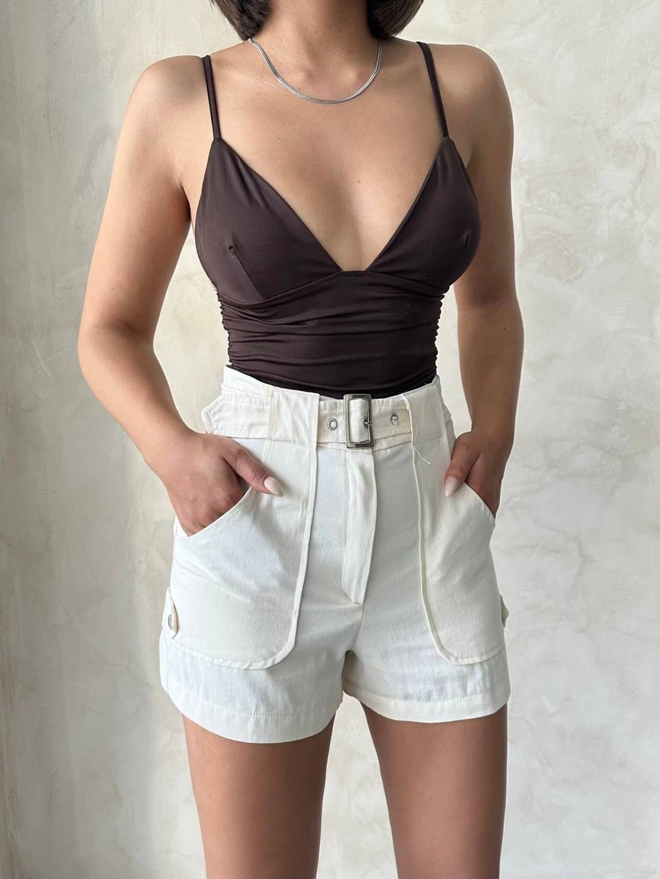 Kemer detaylı gabardin şort krem s25289 Kemer detaylı gabardin şort krem s25289