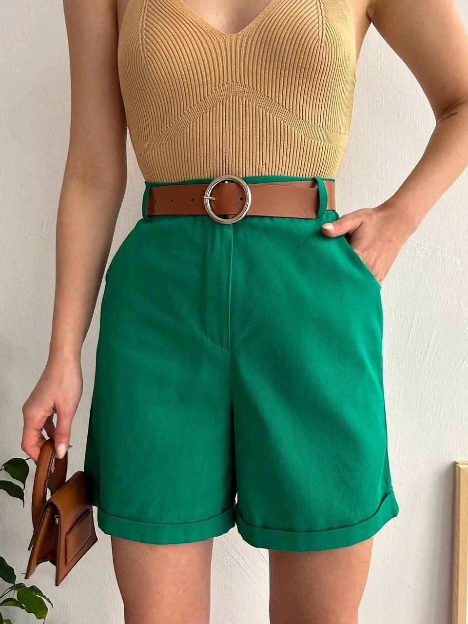 Kemerli gabardin şort yeşil s25735