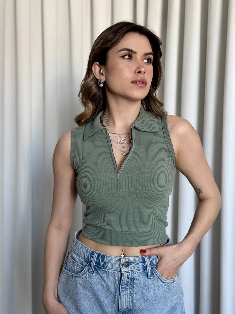 Kısa fermuarlı crop Kısa fermuarlı crop