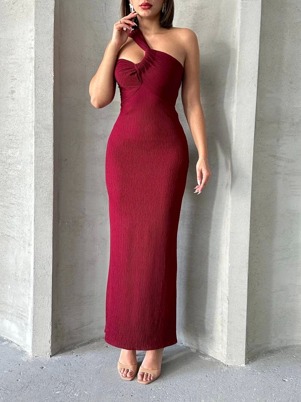 Krinkıl tek omuz uzun elbise bordo s25455 Krinkıl tek omuz uzun elbise bordo s25455
