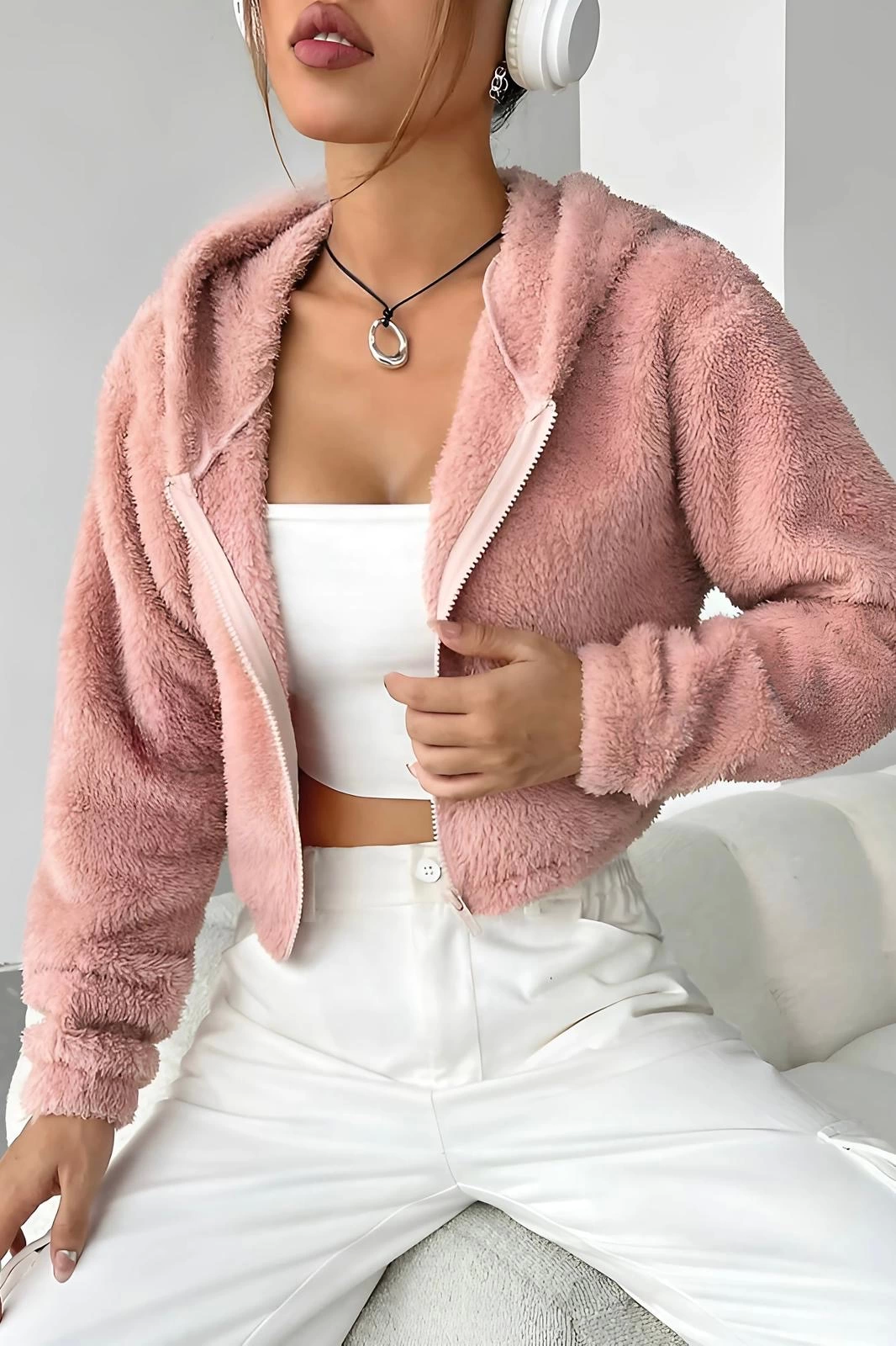 Peluş ceket kapşonlu pudra Peluş ceket kapşonlu pudra