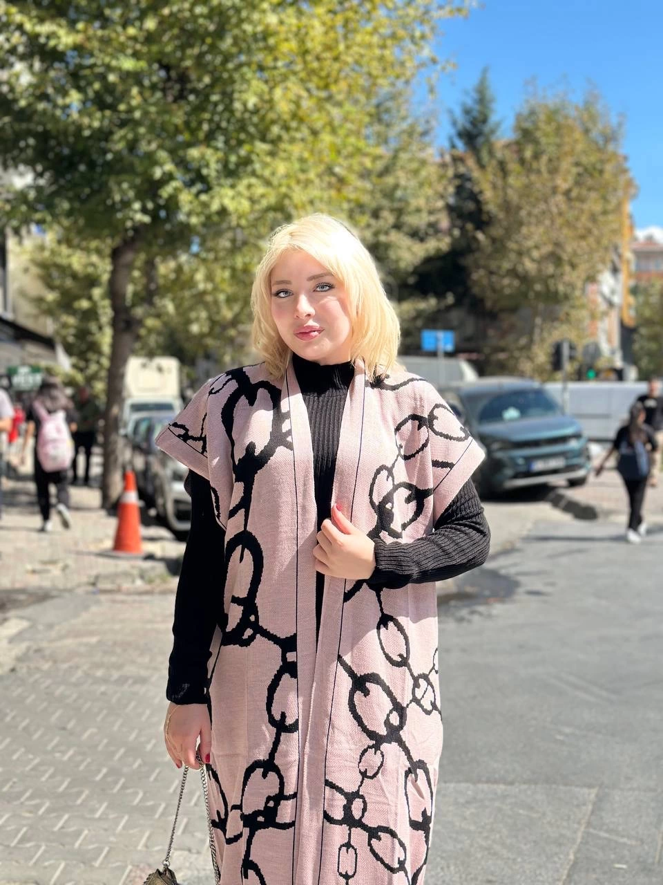 Siyah çizgi desenli elbiseli hırka takım pudra siyah Siyah çizgi desenli elbiseli hırka takım pudra siyah