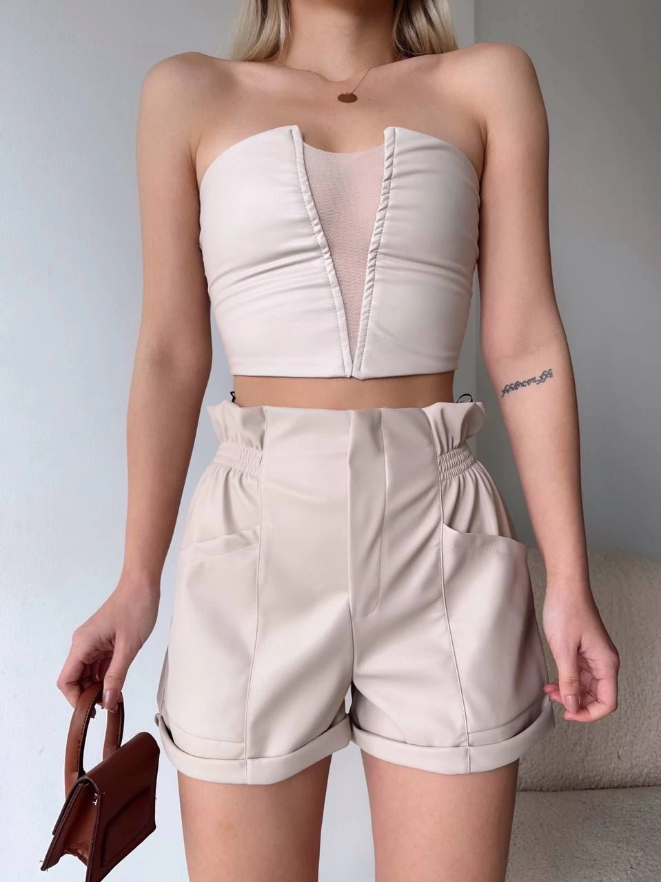 Tüllü deri crop bej w24615 Tüllü deri crop bej w24615