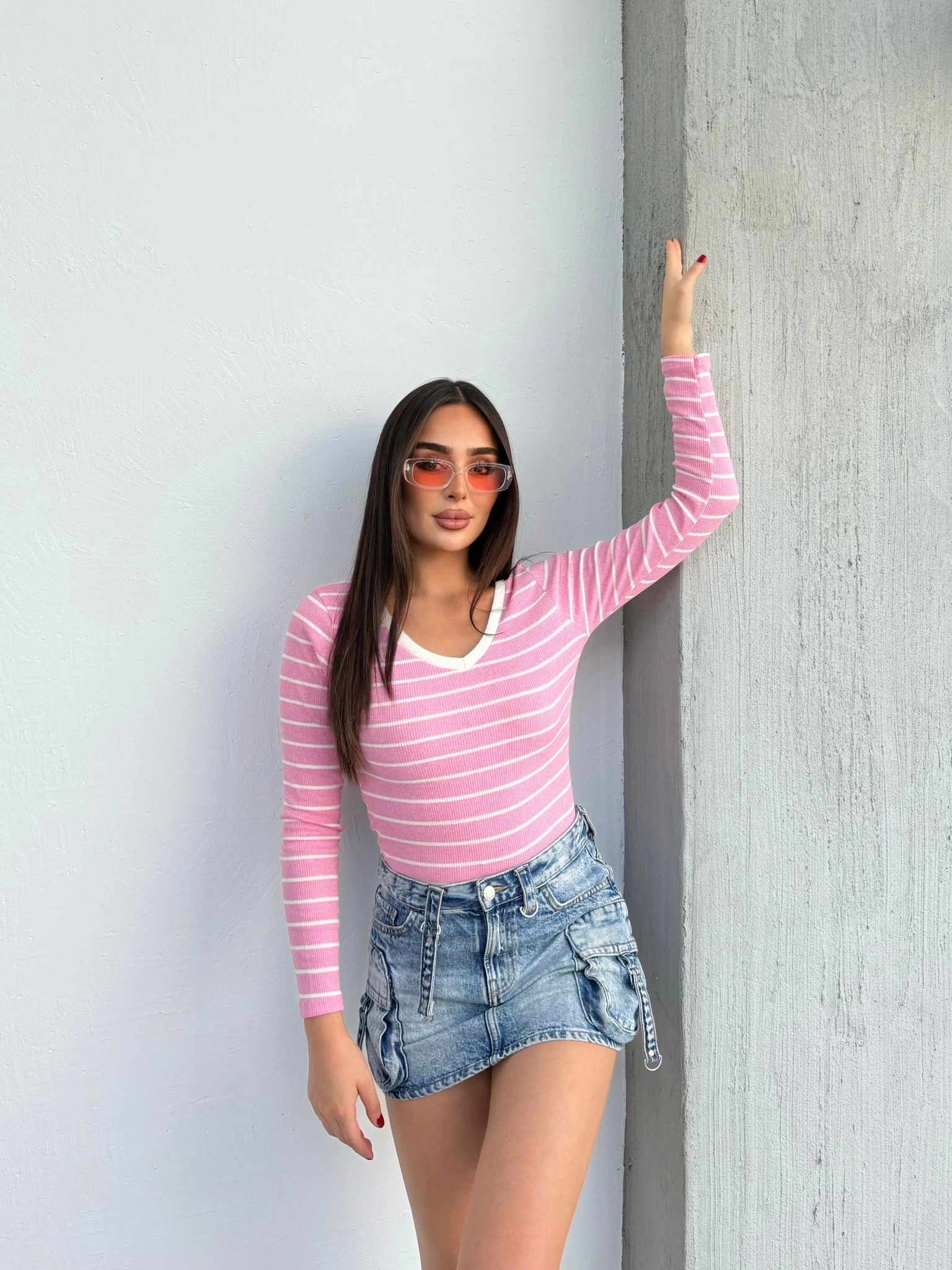 V yaka çizgili bluz pembe V yaka çizgili bluz pembe