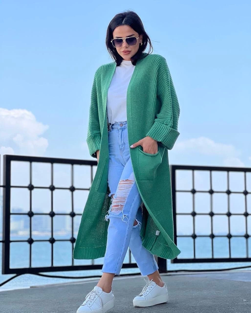 Yarasa kol uzun triko hırka Çağla yeşili Yarasa kol uzun triko hırka Çağla yeşili
