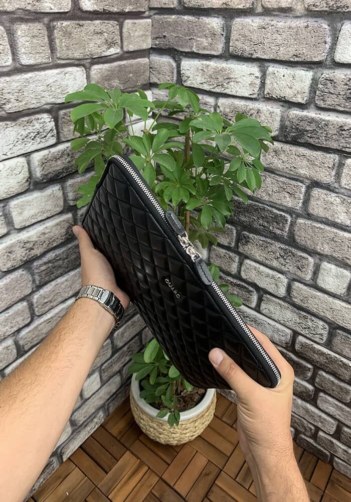 Siyah Capitone Clutch Çanta