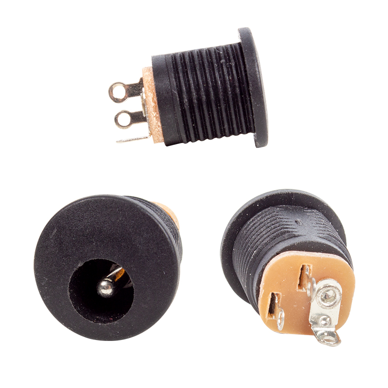 ADAPTÖR FİŞİ YUVARLAK SOMUNLU ŞASE 2.1MM  (IC-257) (4767)