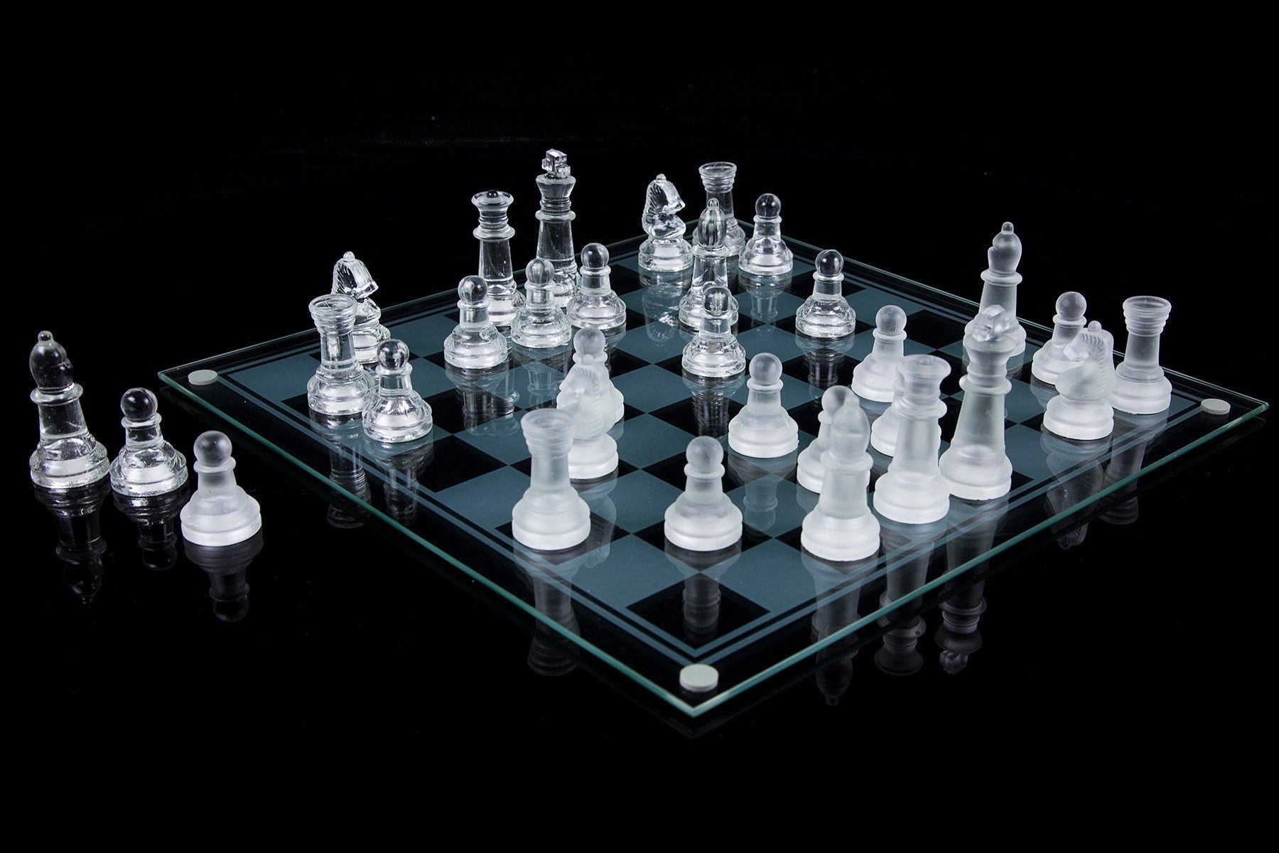 CLZ192 Glass Chess Cam Satranç Takımı (25 Cm X 25 Cm)