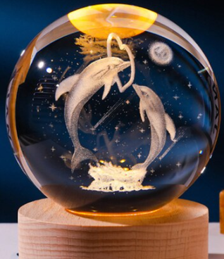 CLZ192 Dekoratif Yunus Balıkları Tasarımlı Ahşap Altlıklı Işıklı Cam Küre Büyük Boy