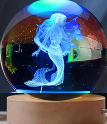 CLZ192 Dekoratif Deniz Kızı Tasarımlı Ahşap Altlıklı Işıklı Cam Küre 6cm