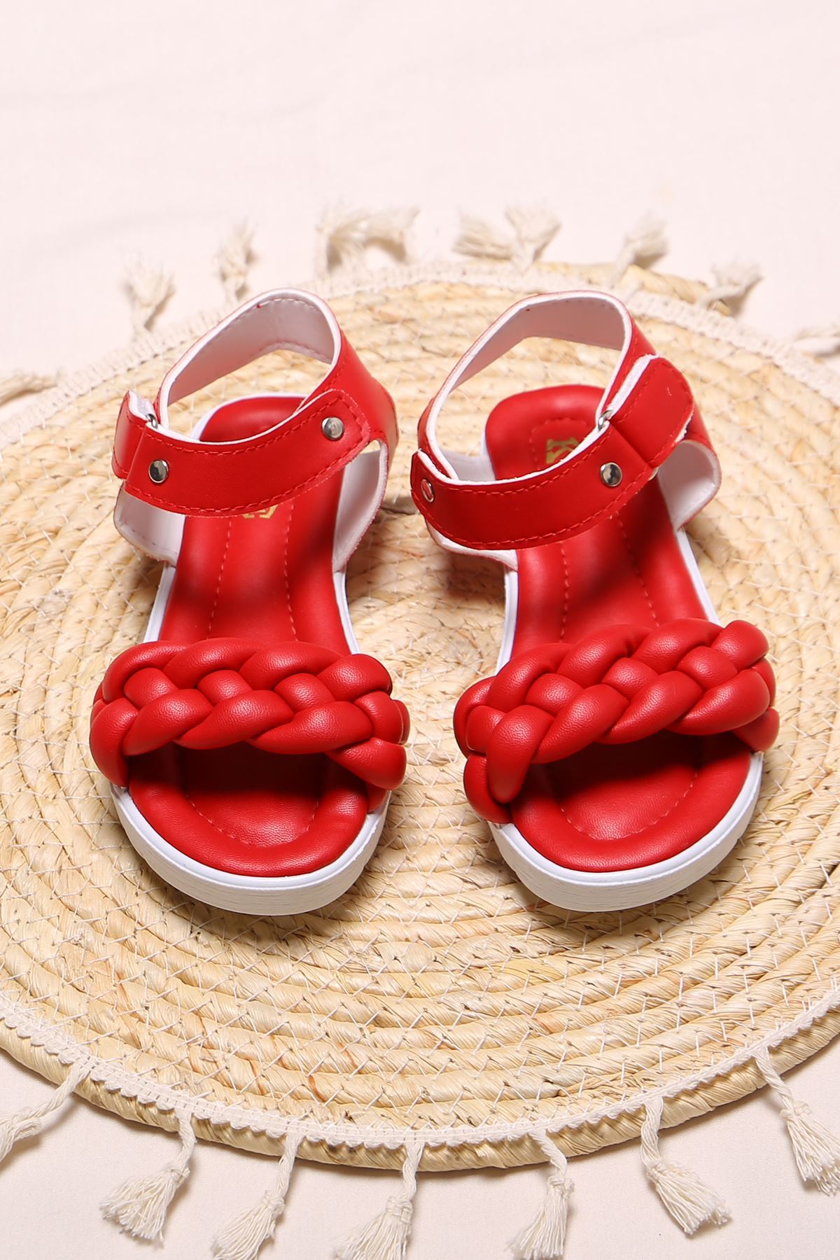 CLZ275 Örgü Detaylı Çocuk Sandalet Kırmızı